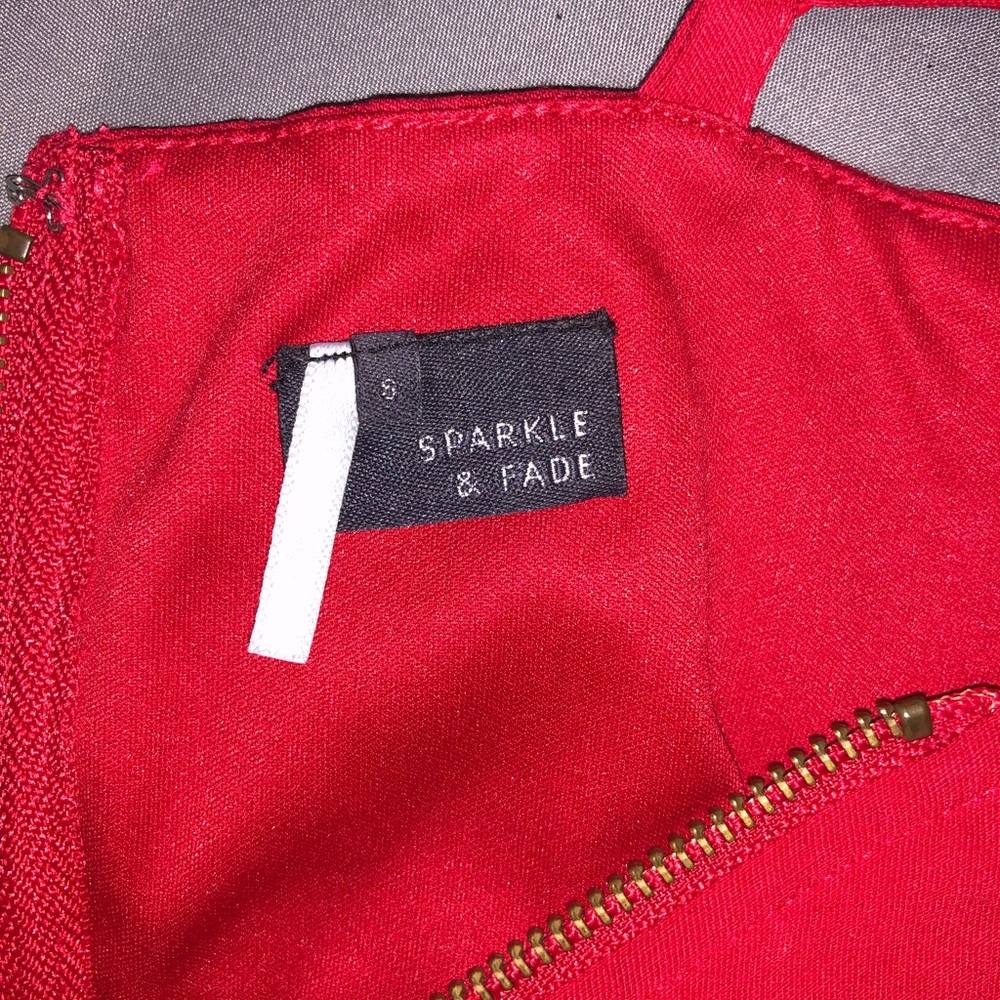 Red Cutout Skater Dress - Picture 4 of 4